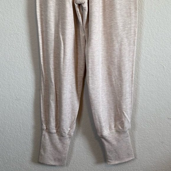 Lululemon Still Chill Jogger Pull On Stretch Waist Jogger Pants Heathered Cashew - Picture 10 of 13
